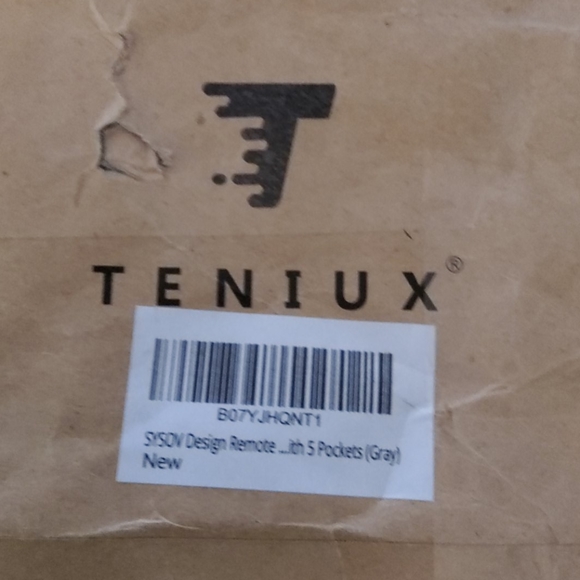 5 Pocket Remote Holder - Picture 6 of 6